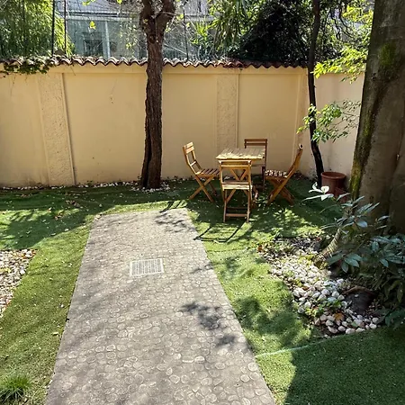 Squirrel's House Daire Milano