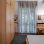 Squirrel's House * ميلان